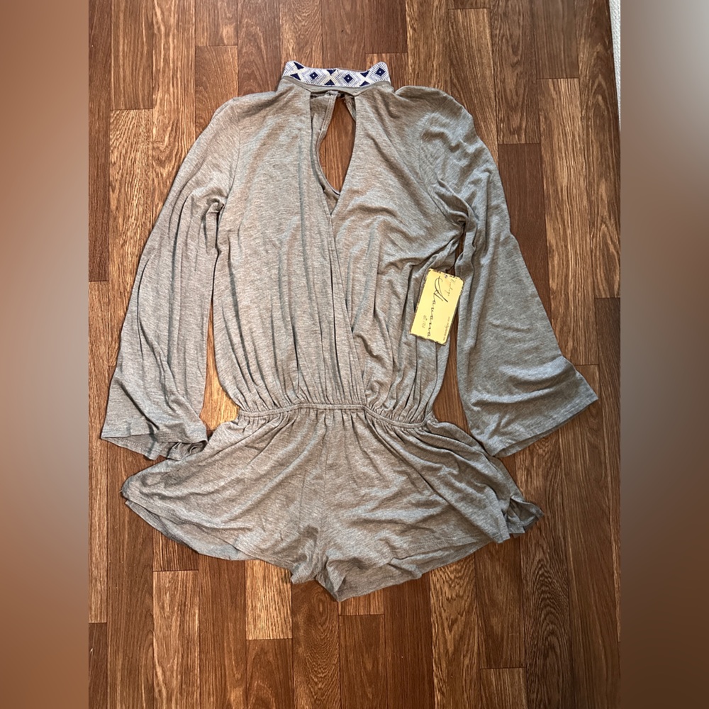 Gray Women's small long sleeve shorts jumpsuit